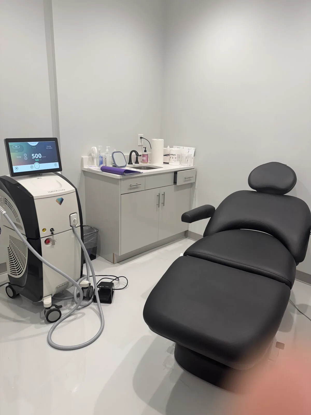 Majspa Medspa & Aesthetics secondary treatment suite for laser and Hydrafacial